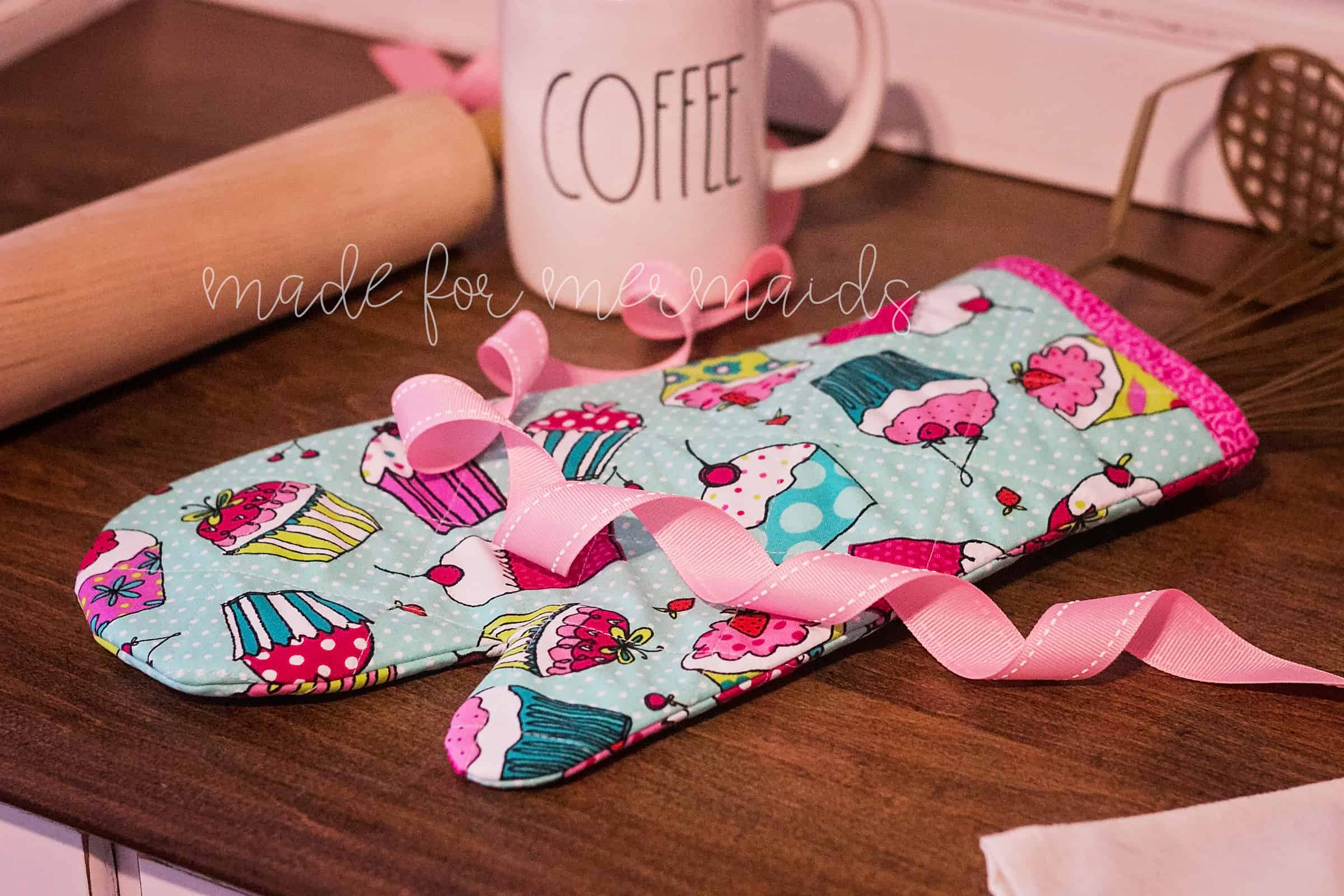 Made with Love Oven Mitt Pattern - PDF Download